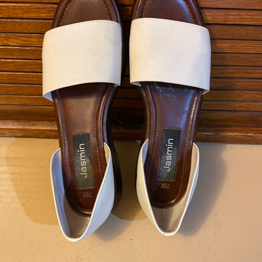 JASMIN NEW YORK WOMENS FLAT 71/2